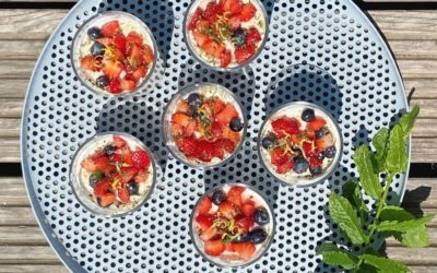 Sommerfrühstück: Milchreis mit Erdbeeren